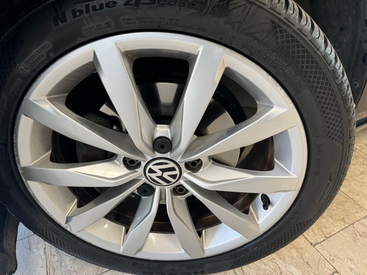 Volkswagen Golf Sportsvan Golf Business 1.6 TDI DSG 5p. Highline BlueMotion Technology