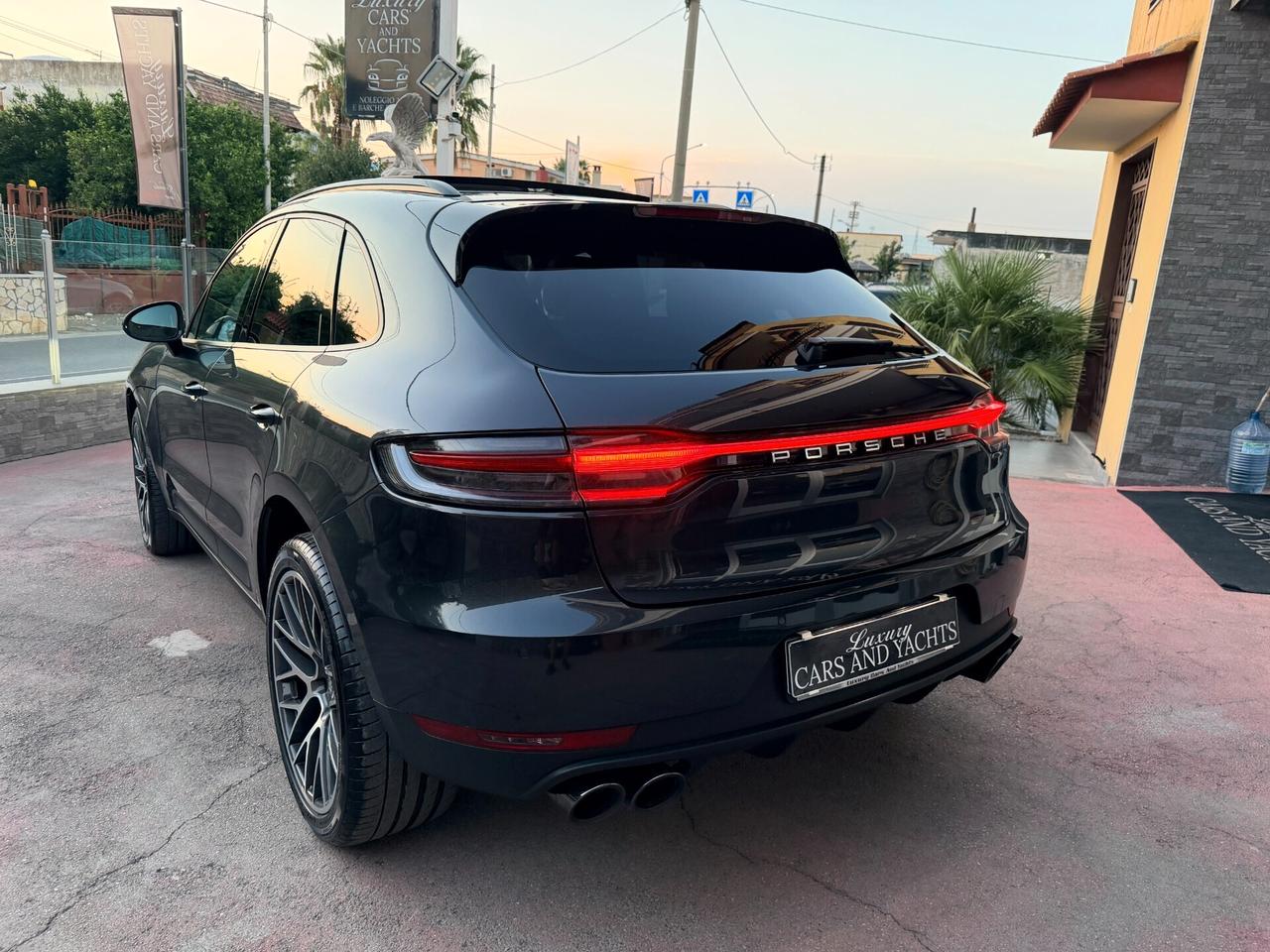 Porsche Macan 2.0 245- 2021-TETTO-FULLED-21^