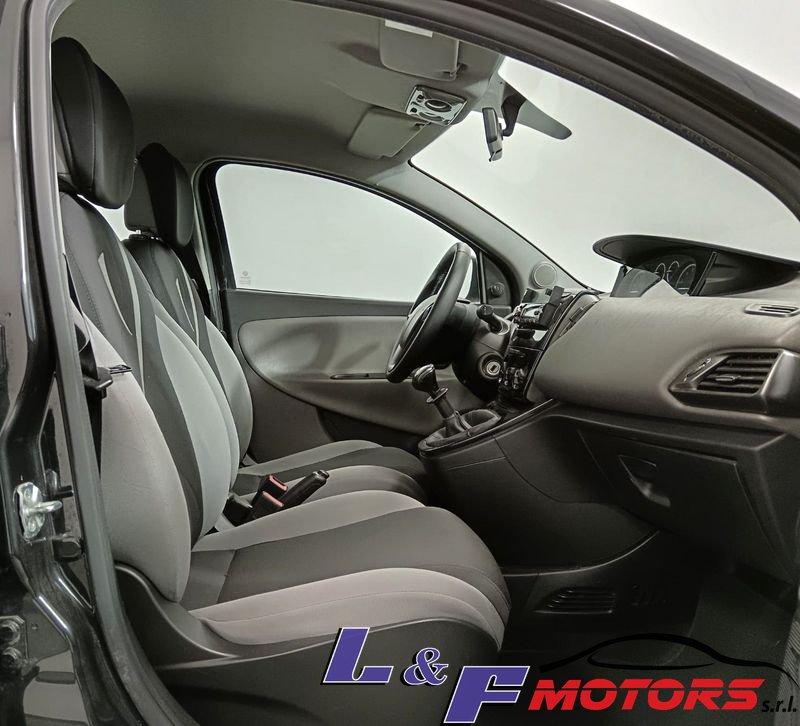 Lancia Ypsilon 1.2 69cv Gold