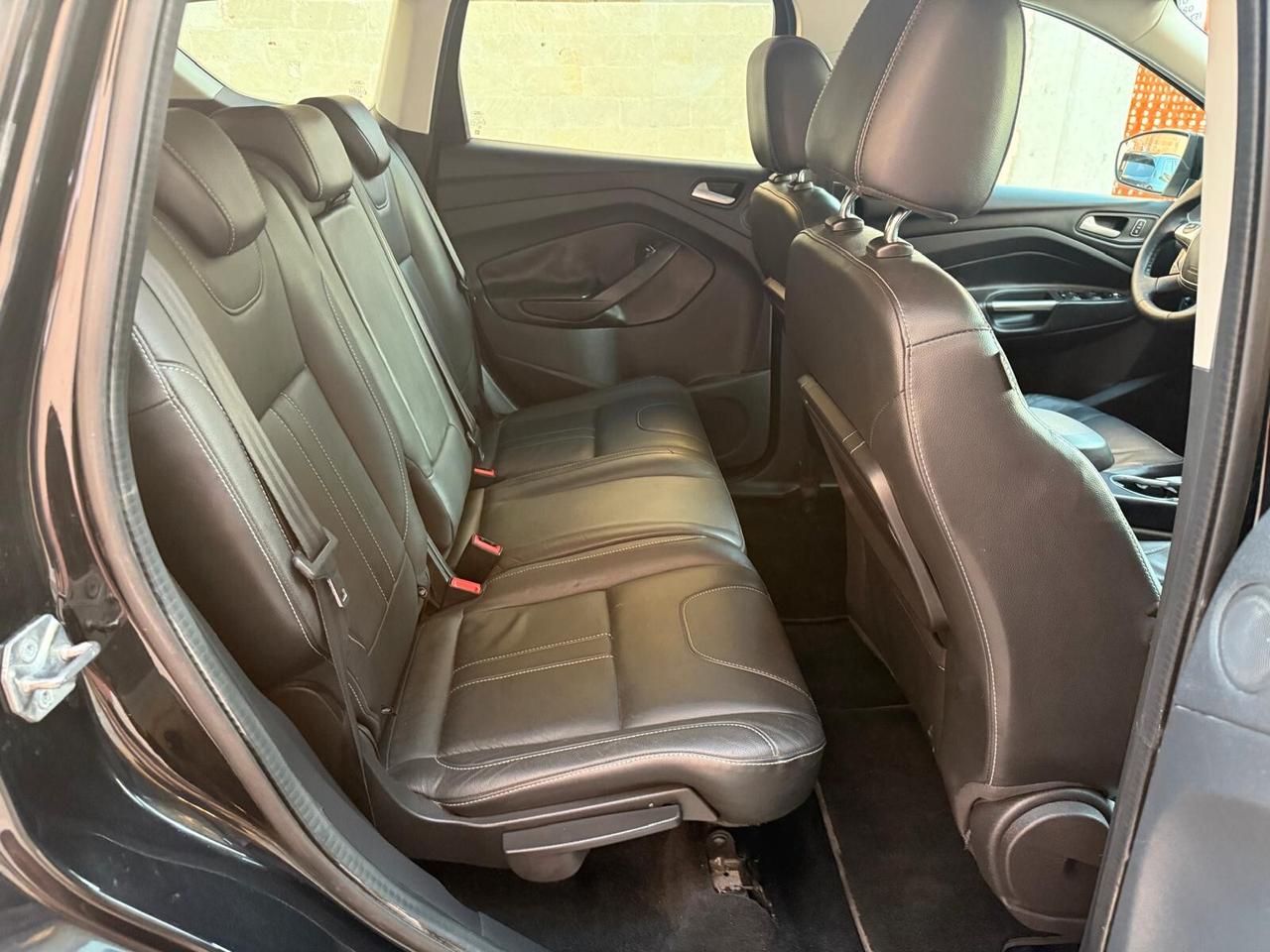 FORD KUGA TITANIUM 2.0 POWERSHIFT 140CV PELLE NAVI CAM ANNO 2014