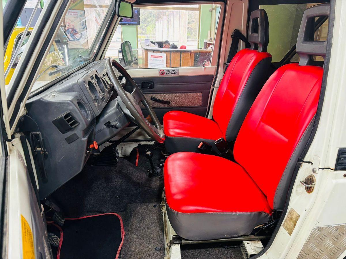 Suzuki SJ 410 Santana Cabrio motore 1300 ASI