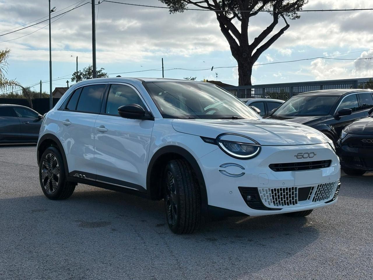 Fiat 600 Hybrid 110 CV DCT MHEV La Prima