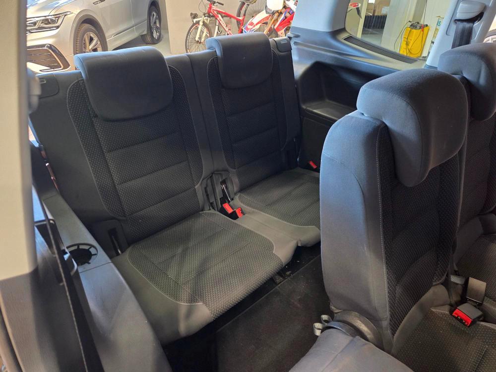 Volkswagen Touran 1.6 tdi Trendline