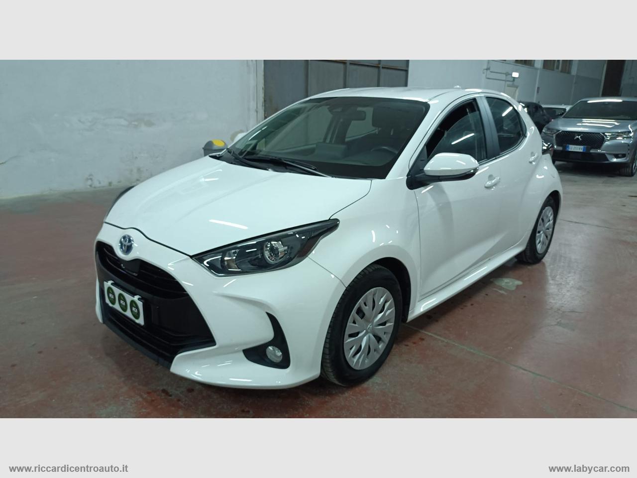 TOYOTA Yaris 1.5 Hybrid 5p. Business