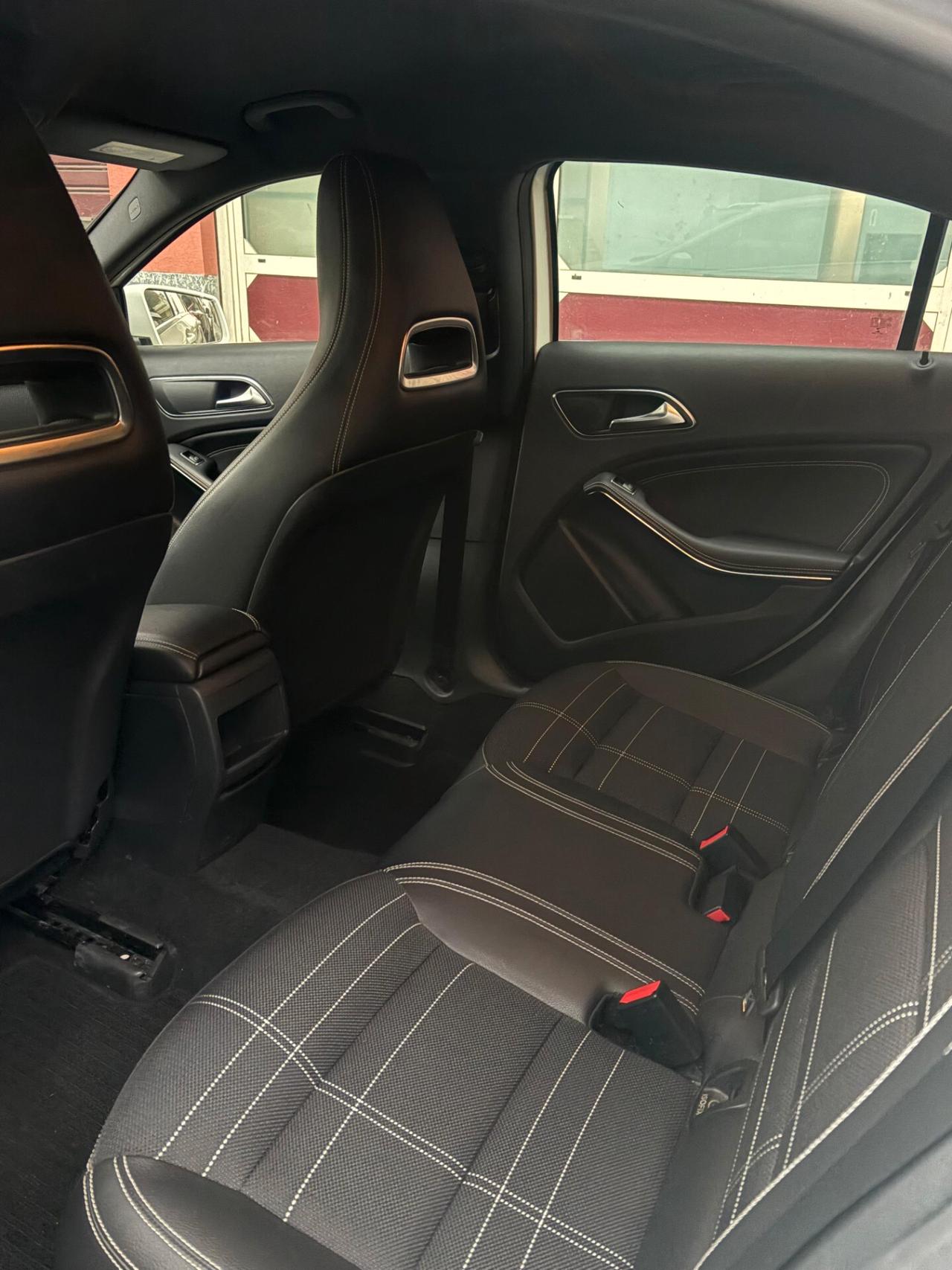 MERCEDES CLASSE A 180 CDI- PREMIUM- OK NEOPATENTATI