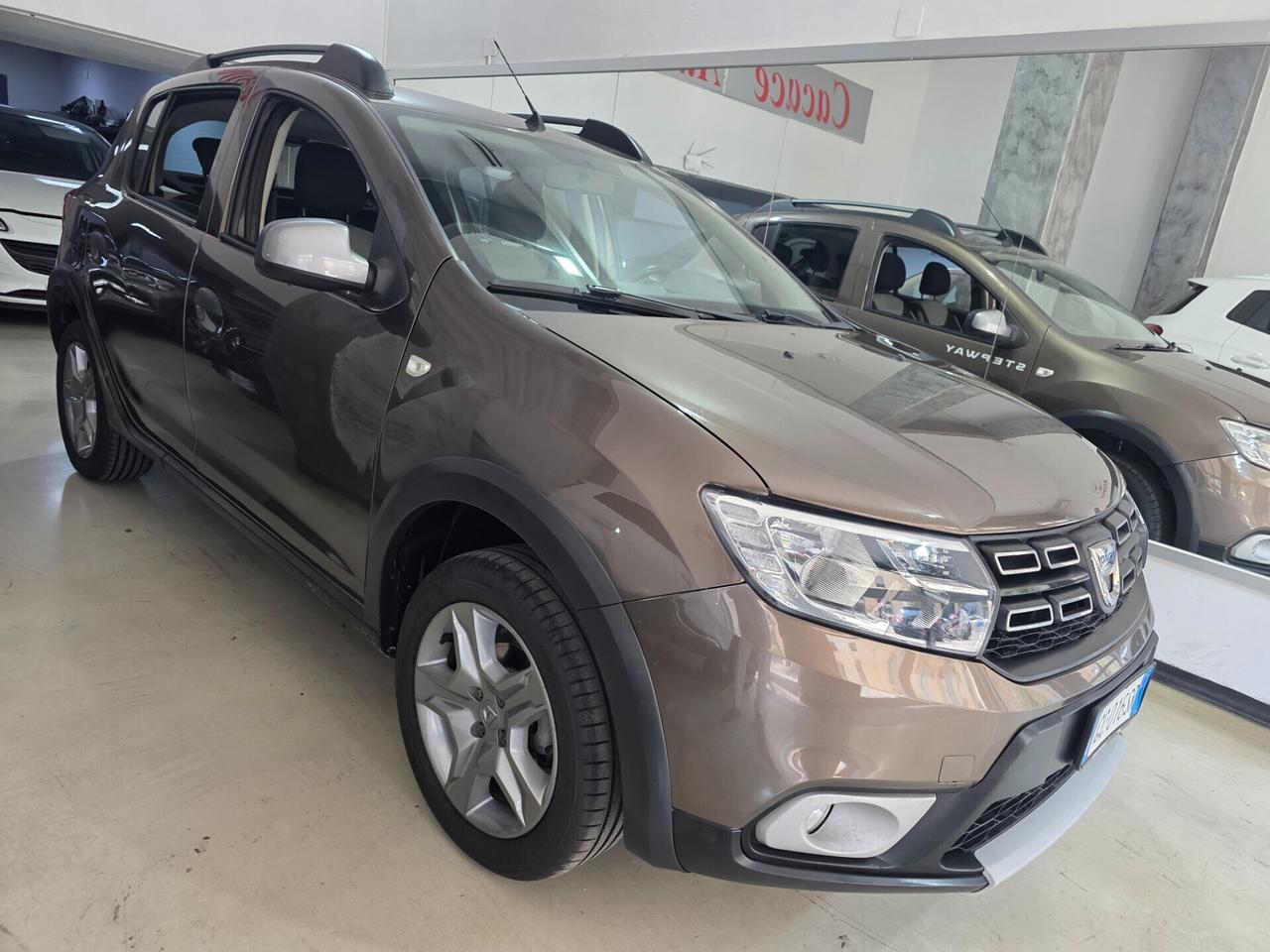 DACIA SANDERO STEPWAY 1.0 GPL 100cv 1 PROPRIETARIO