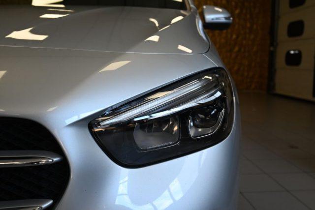 MERCEDES-BENZ B 180 NUOVA d AUTOMATICA SPORT PLUS NAVI CAM 17"LED TEL!