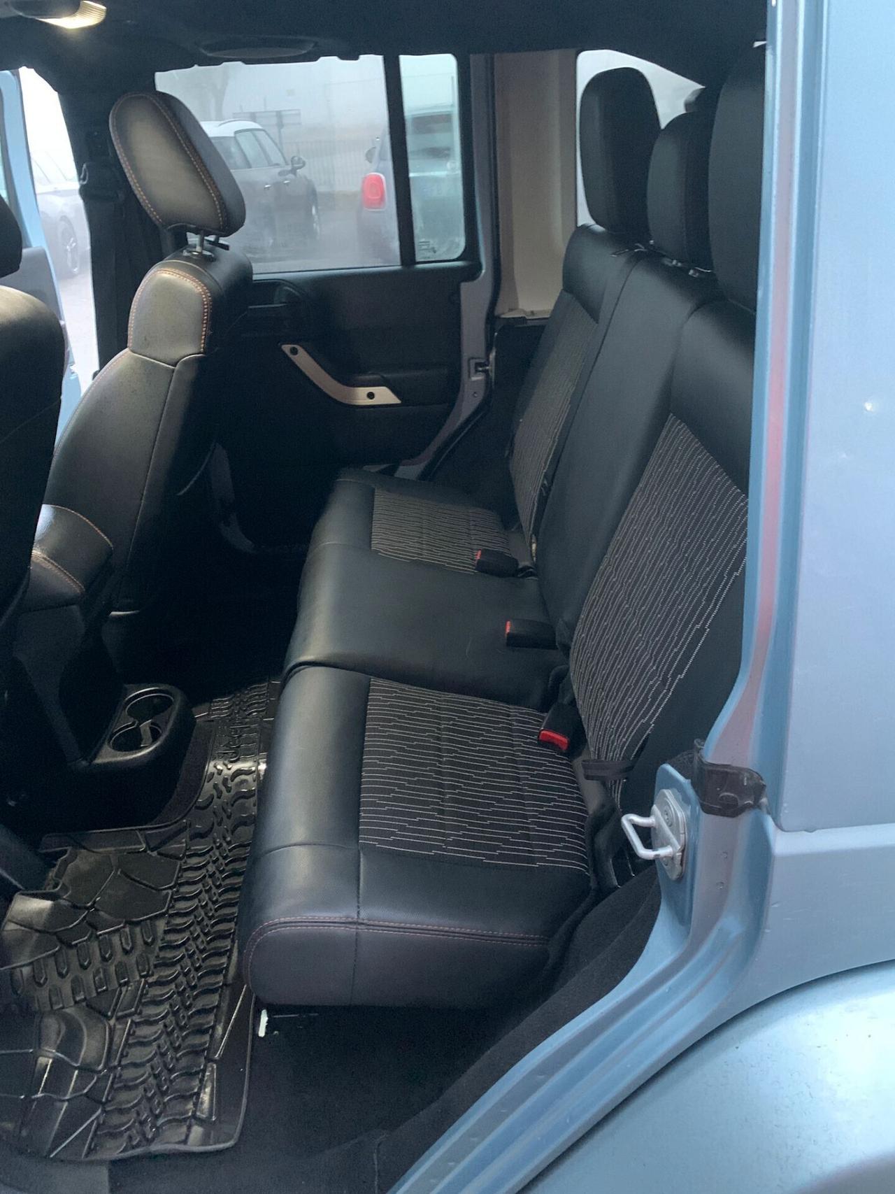 Jeep Wrangler unlimited artic-tdi-200 cv-4x4-con ridotte-full optionals-completamente manutentato