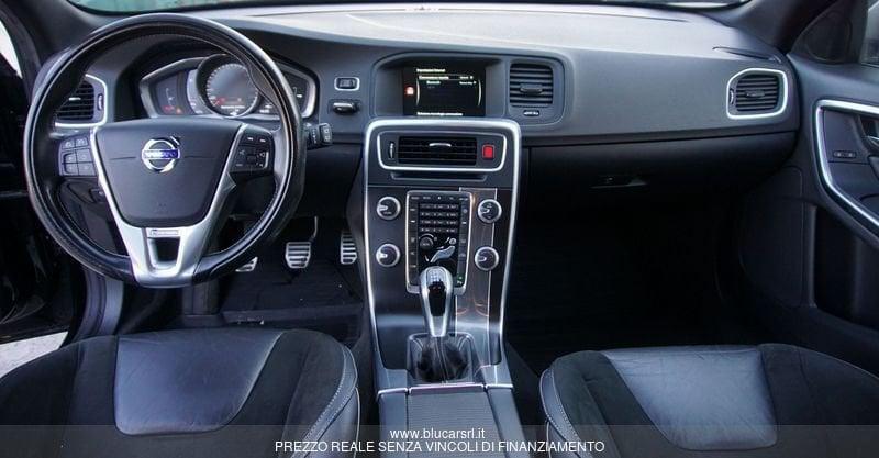 Volvo V60 V60 D2 R-design