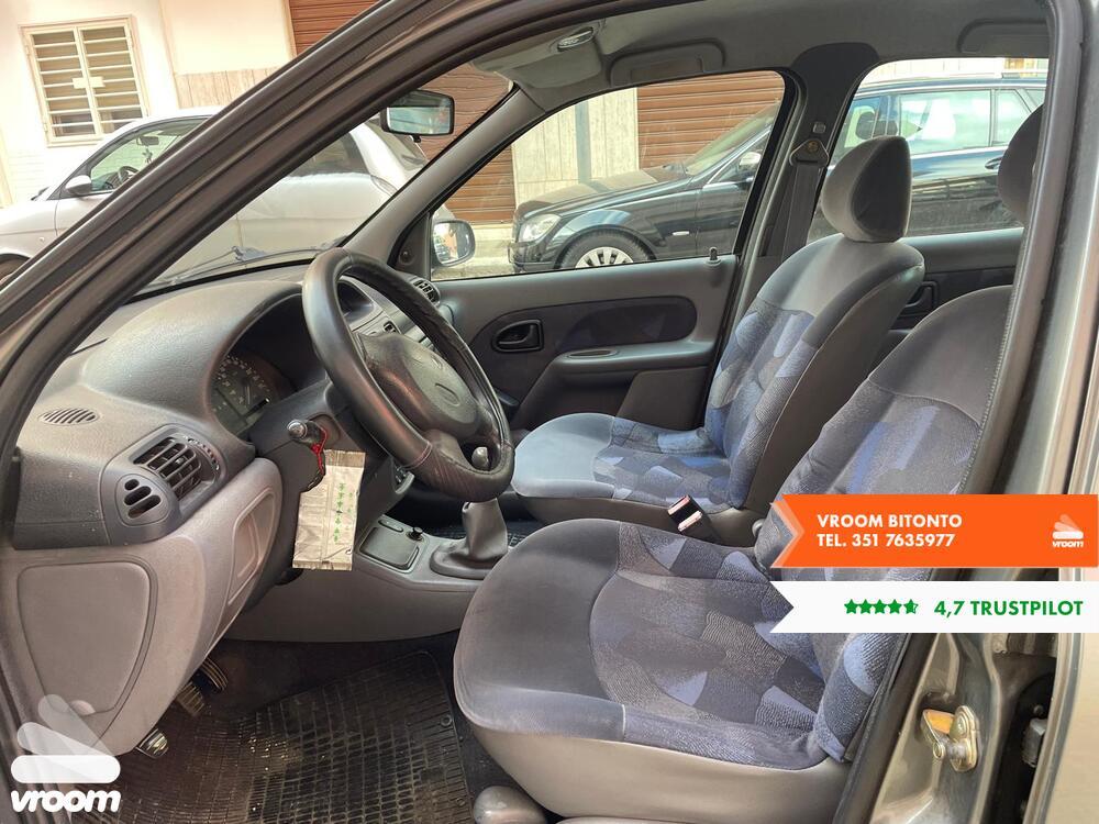 RENAULT Clio 2ª serie Clio 1.2 cat 5 porte RT