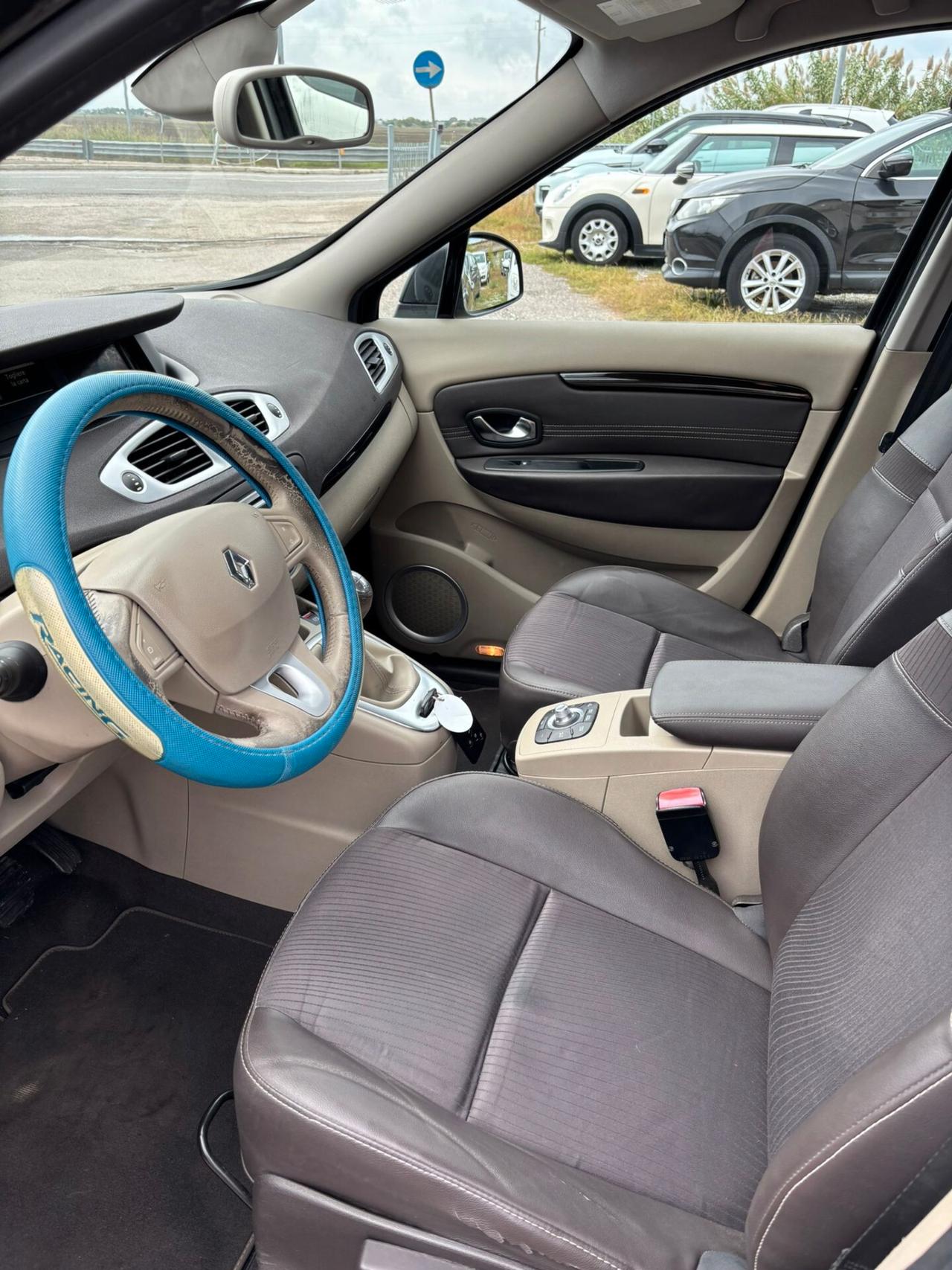 Renault Scenic Scénic X-Mod 1.9 dCi 130CV Luxe