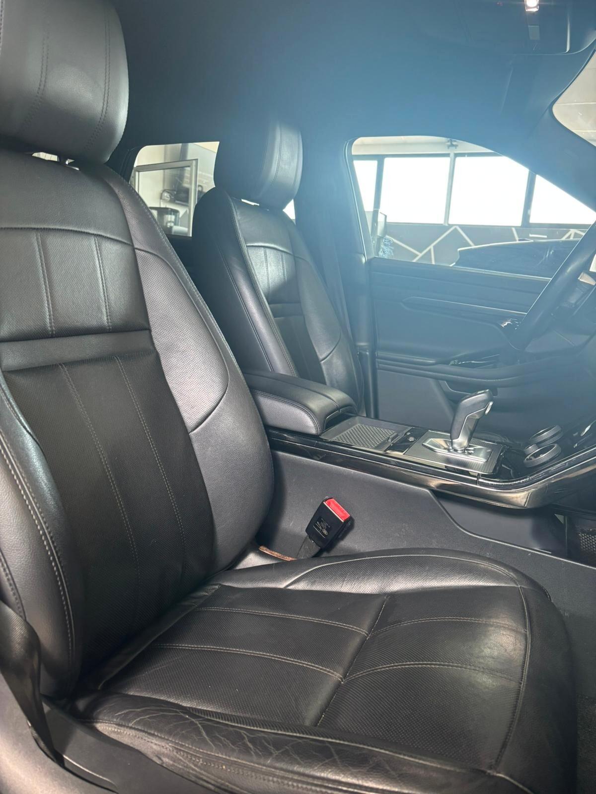 Land Rover Range Evoque AWD Auto R-Dynamic S