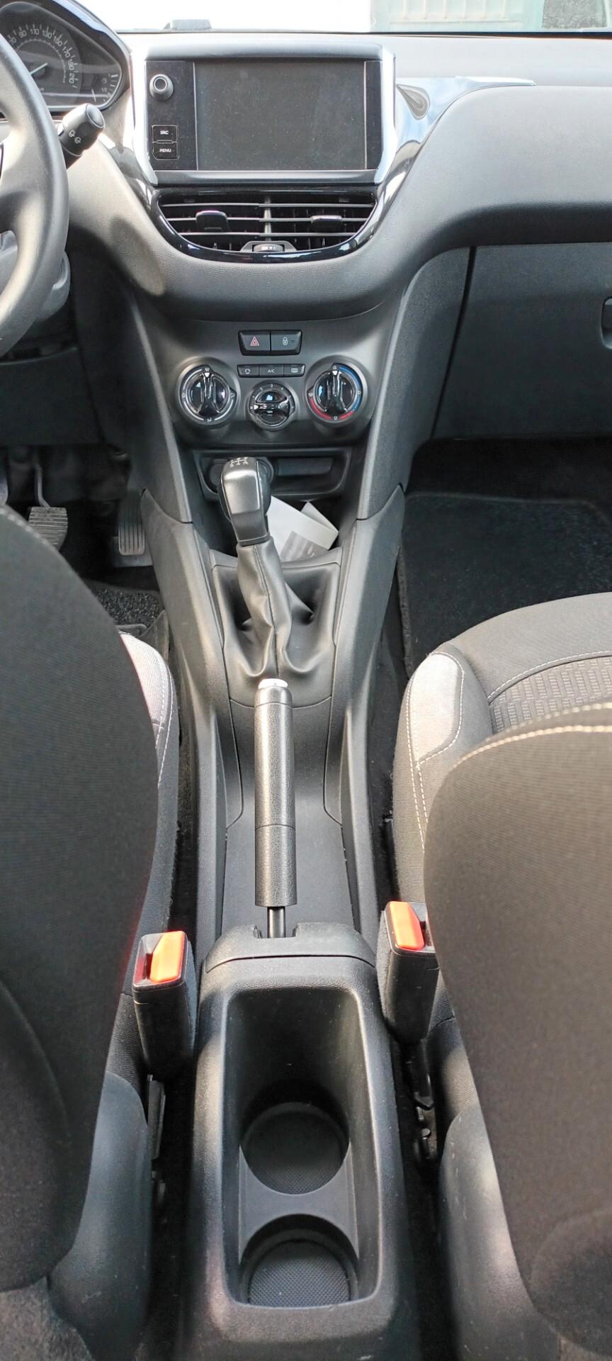 Peugeot 208 BlueHDi 75 5 porte Allure