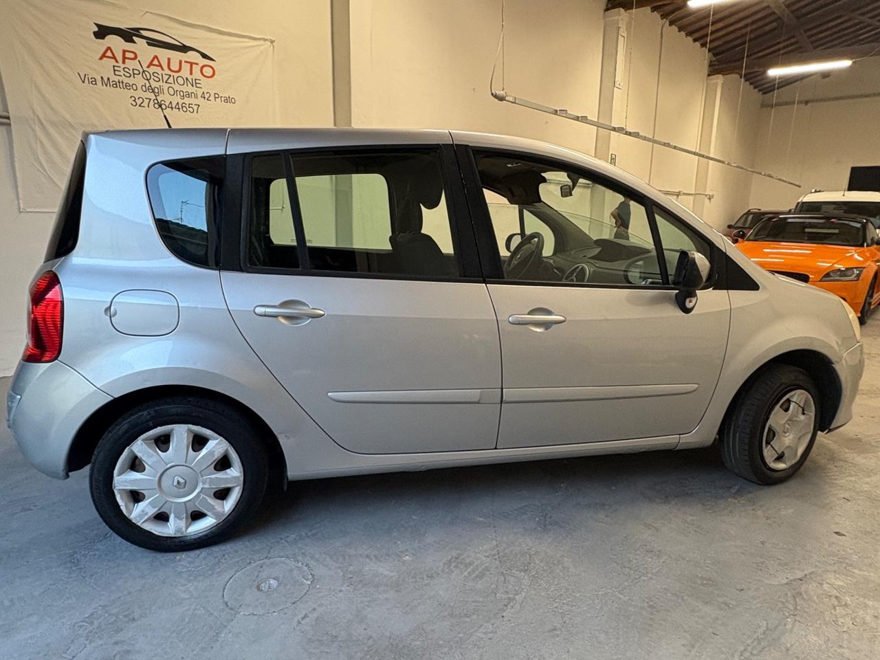 Renault Modus Grand 1.2 16V Dynamique