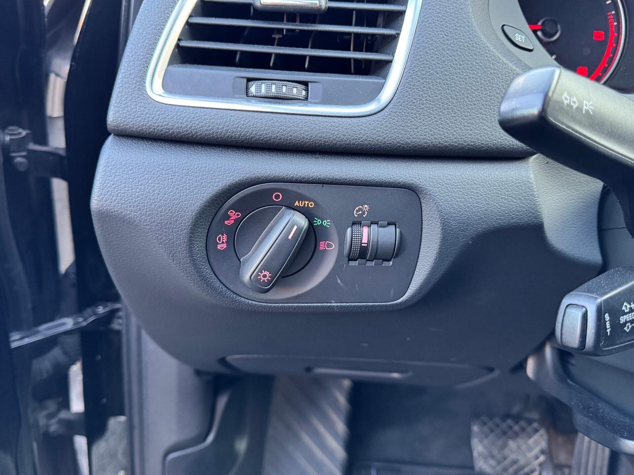 Audi Q3 2.0 TDI 150 CV quattro S tronic Sport