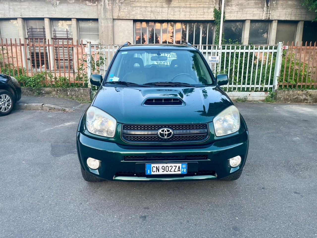 Toyota RAV 4 RAV4 2.0 Tdi D-4D cat 5 porte Sol
