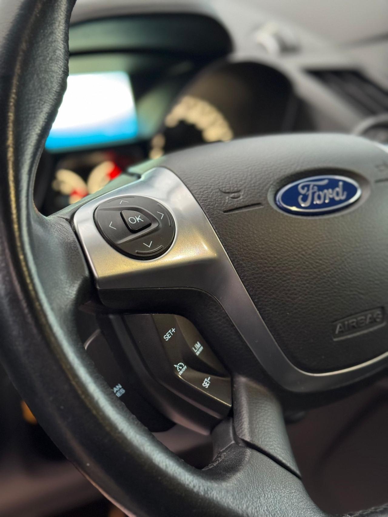 Ford Kuga 2.0 TDCI 150 CV S&S 4WD Powershift Titanium X