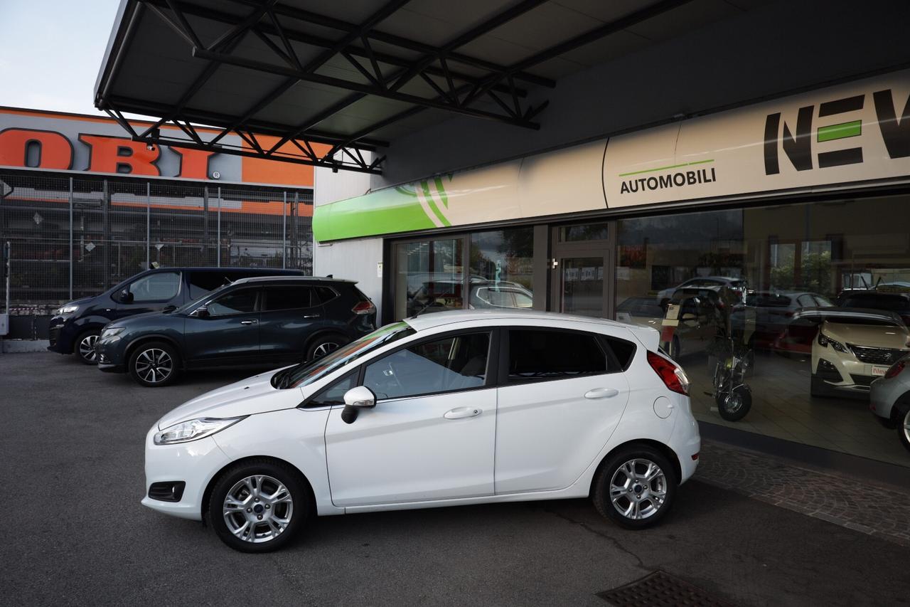 FORD FIESTA 1.5 TDCi 75CV TITANIUM PER NEOPATENTATI