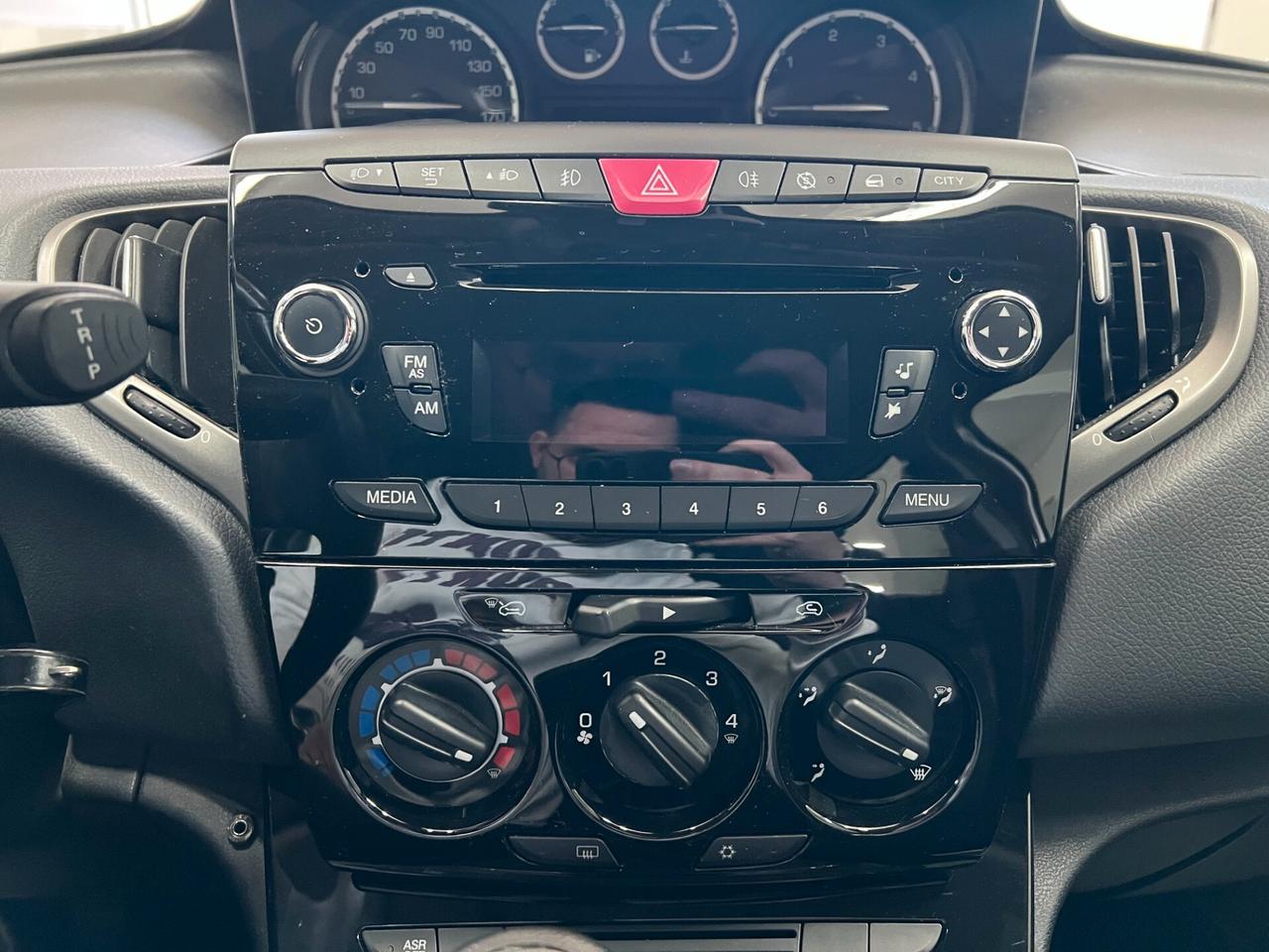 Lancia Ypsilon 1.3 MJT 16V 95 CV 5 porte S&S Platinum