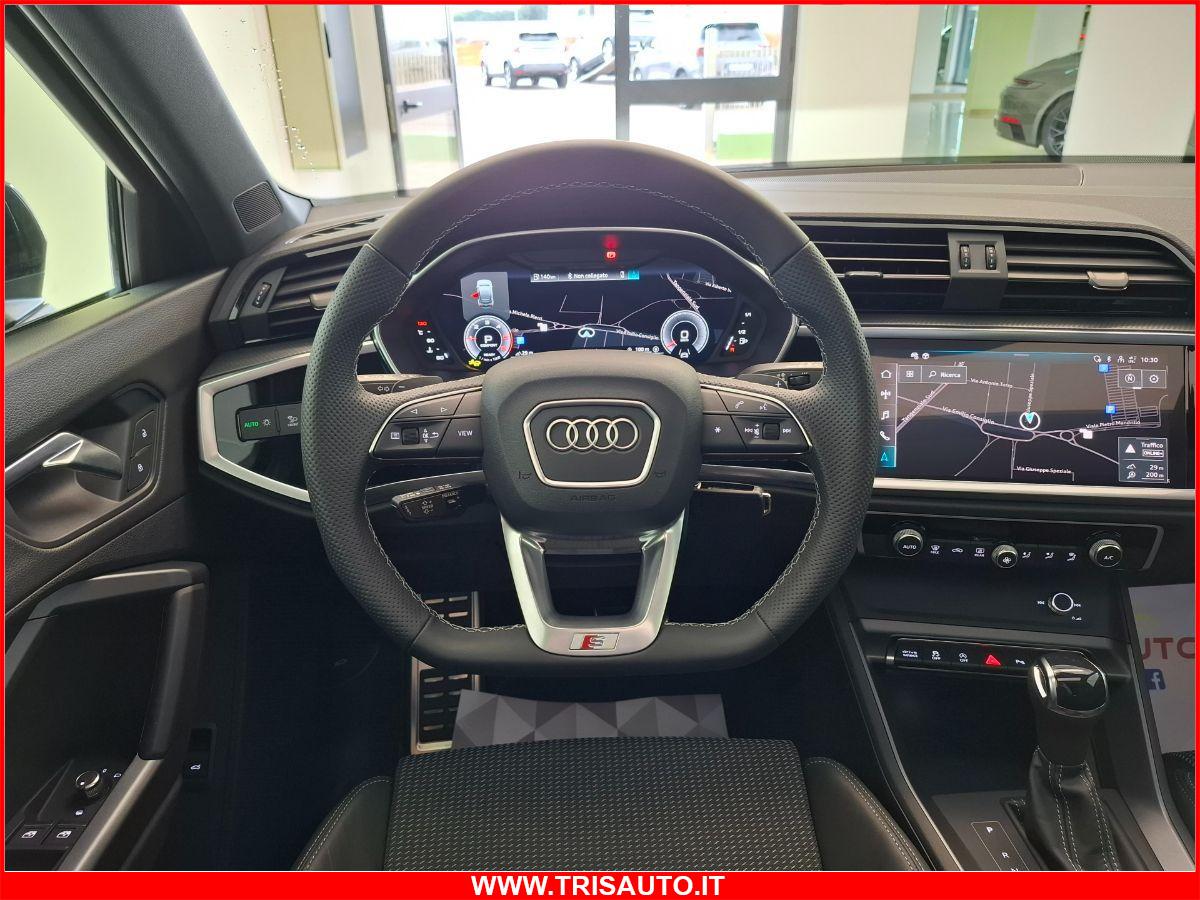 AUDI Q3 SPB 40 2.0 TDI S-Tronic Quattro S-Line Black Identity (TETTO PANORAMICO APRIBILE)