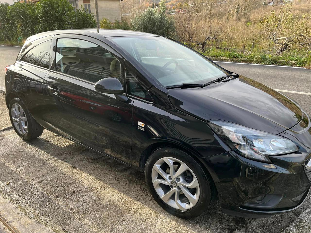 Opel Corsa 1.2 B 69CV Coupé 120 Anniversay