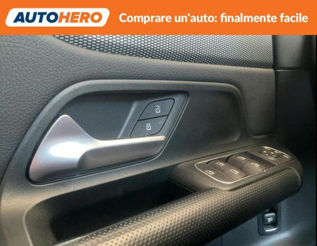 MERCEDES-BENZ GLA 180 Automatic Executive