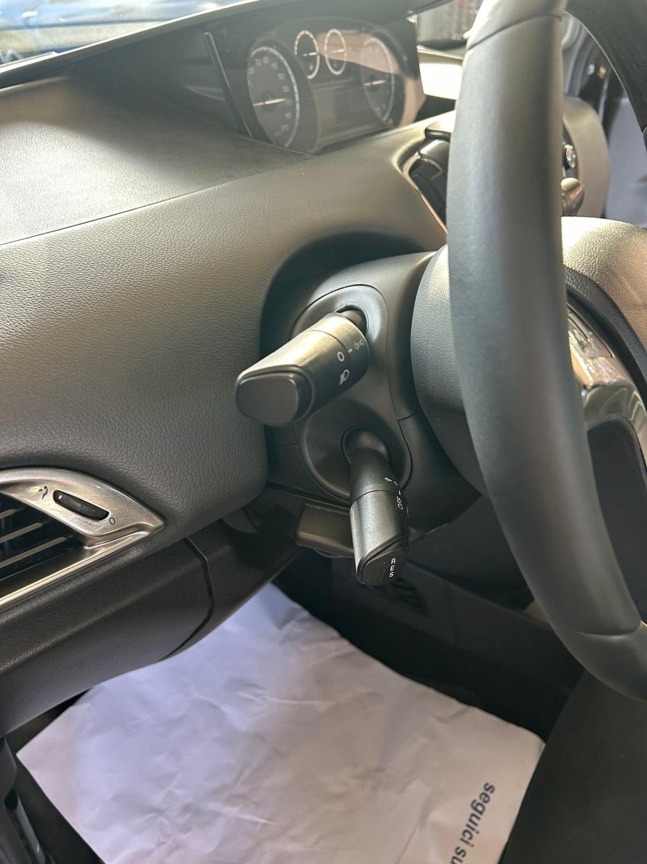 Lancia Ypsilon 1.2 69 CV 5 porte Platinum