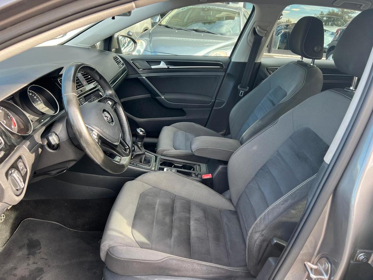 Volkswagen Golf 1.6 TDI 5p. Highline BlueMotion Technology