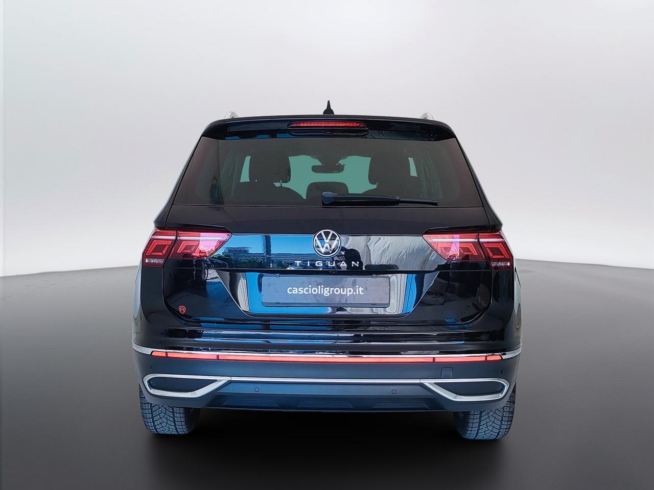 VOLKSWAGEN Tiguan II 2021 - Tiguan 2.0 tdi Elegance 150cv dsg