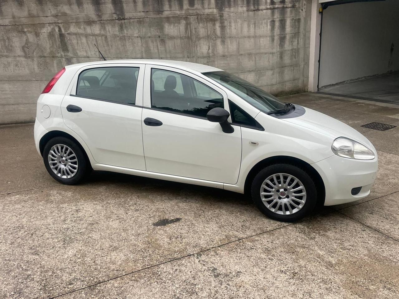 Fiat Punto Classic 1.3 MJT 5 porte autocarro n1 con posti