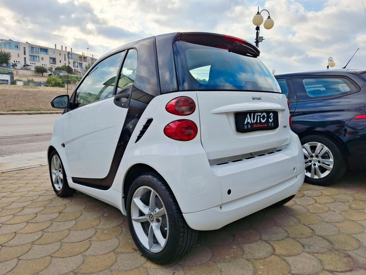 Smart ForTwo 1000 52 kW coupé passion