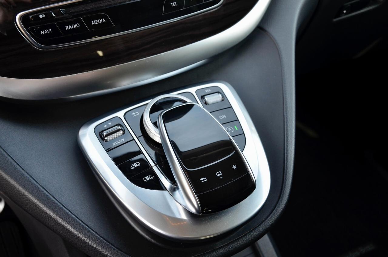 MERCEDES-BENZ V 250d PREMIUM 4MATIC 190cv AUTO, UFF ITALIANA, HI-FI BURMESTER, 360°, PELLE. PORTE AUTOMATICHE, PERMUTE