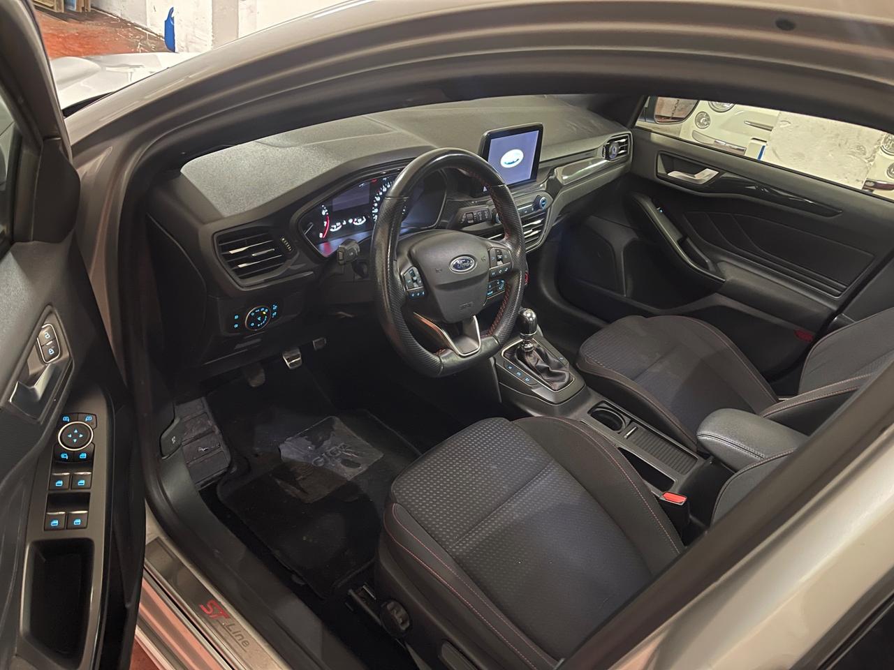 Ford Focus 1.0 EcoBoost 125 CV 5p. ST-Line