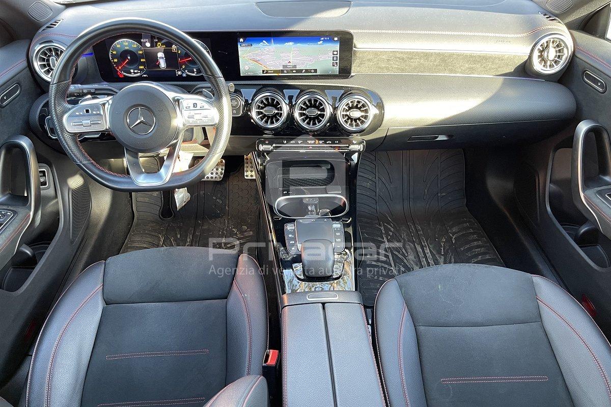 MERCEDES CLA 180 Automatic Shooting Brake Premium