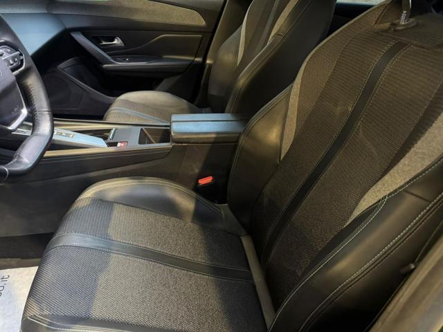 PEUGEOT 308 1.5 BlueHDi *ALLURE PACK* *SOLO 55.000Km*