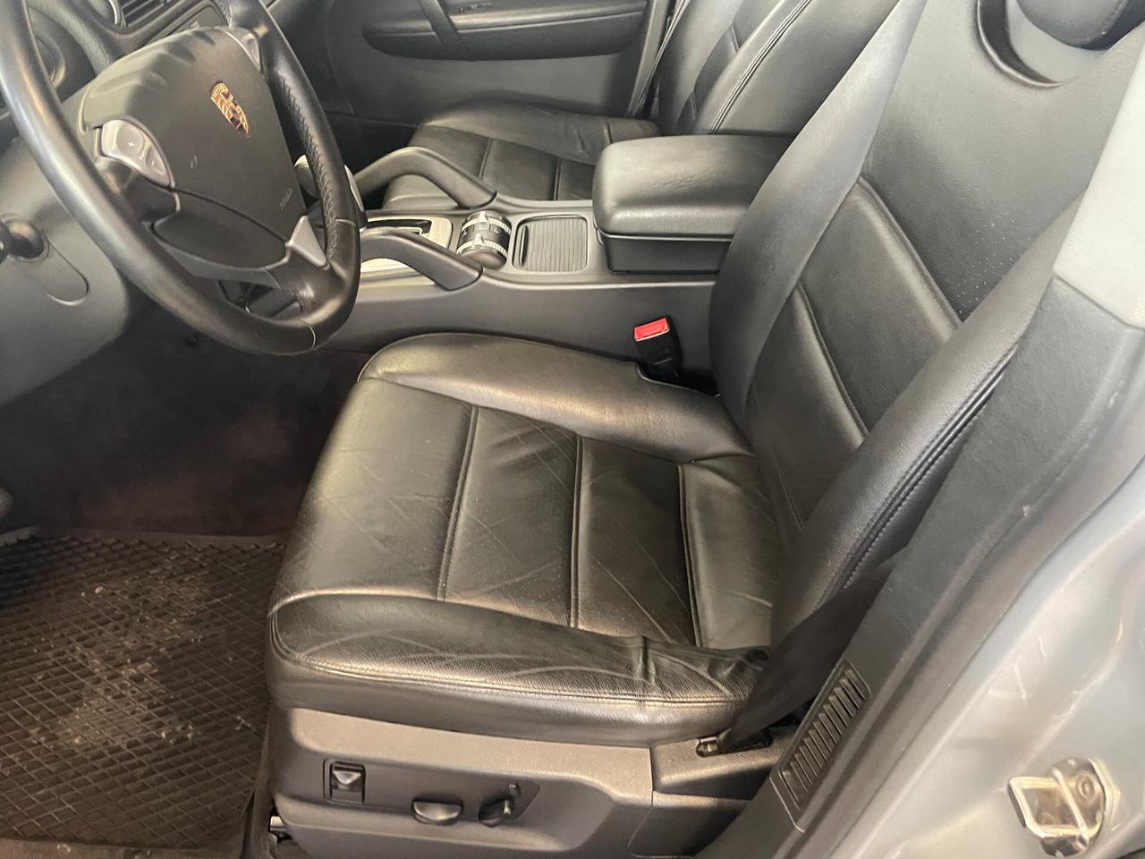 Porsche Cayenne 3.2 S V6 cat