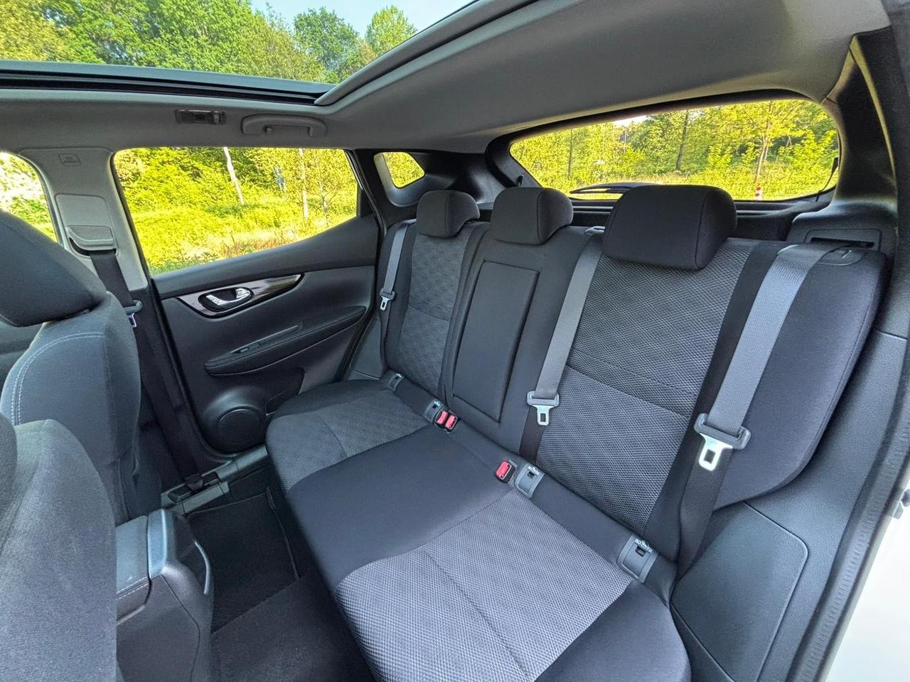 Nissan Qashqai 1.5 dCi N-Connecta*TETTO*