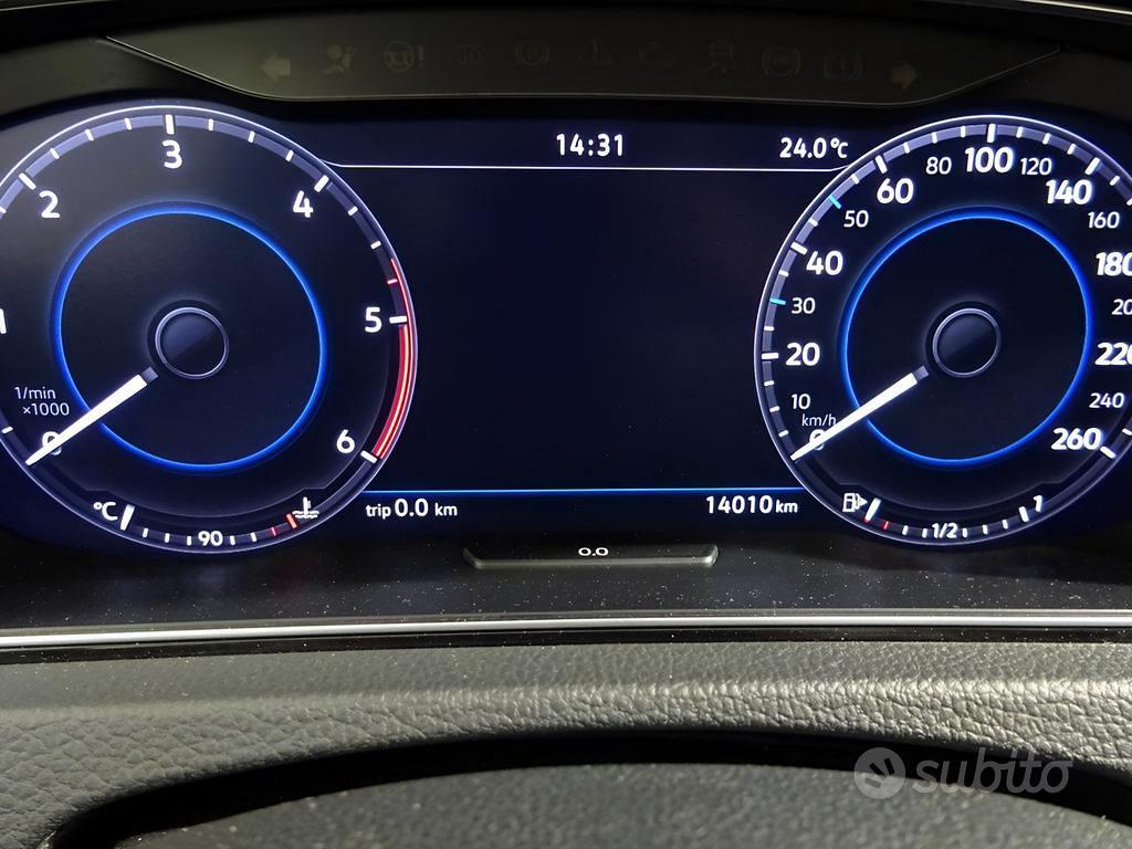 Volkswagen Golf 5p 1.6 tdi Highline 115cv