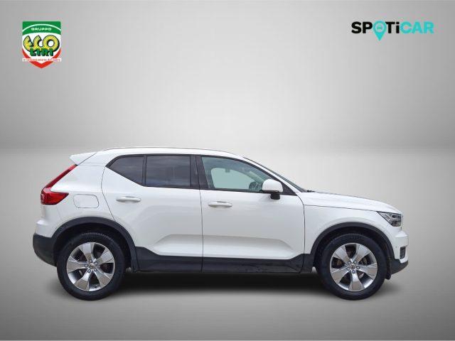 VOLVO XC40 D3 Momentum