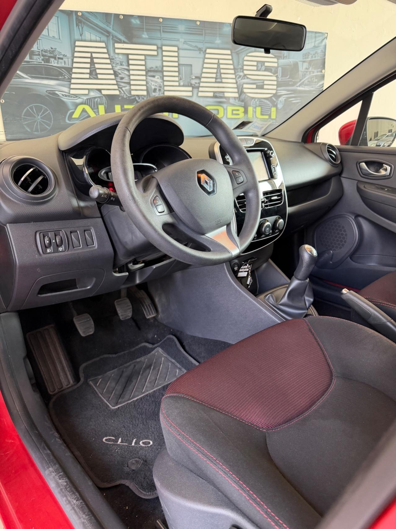 Renault Clio TCe 12V 90CV Start&Stop 5 porte Energy Intens