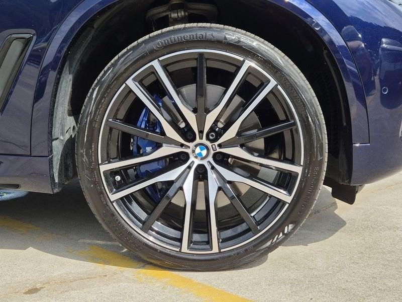 BMW X5 xdrive40d mhev 48V Msport auto