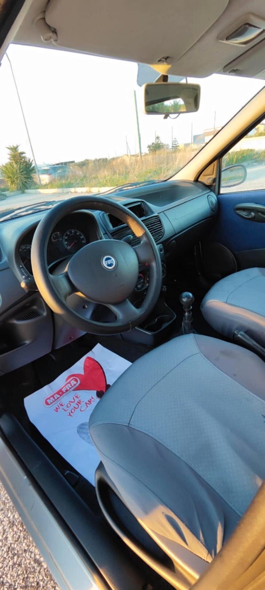 Fiat Punto 1.2i cat 5 porte ELX