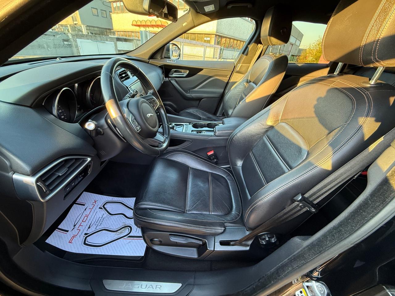 Jaguar F-Pace 2.0 D 180 CV AWD aut. Portfolio 2017