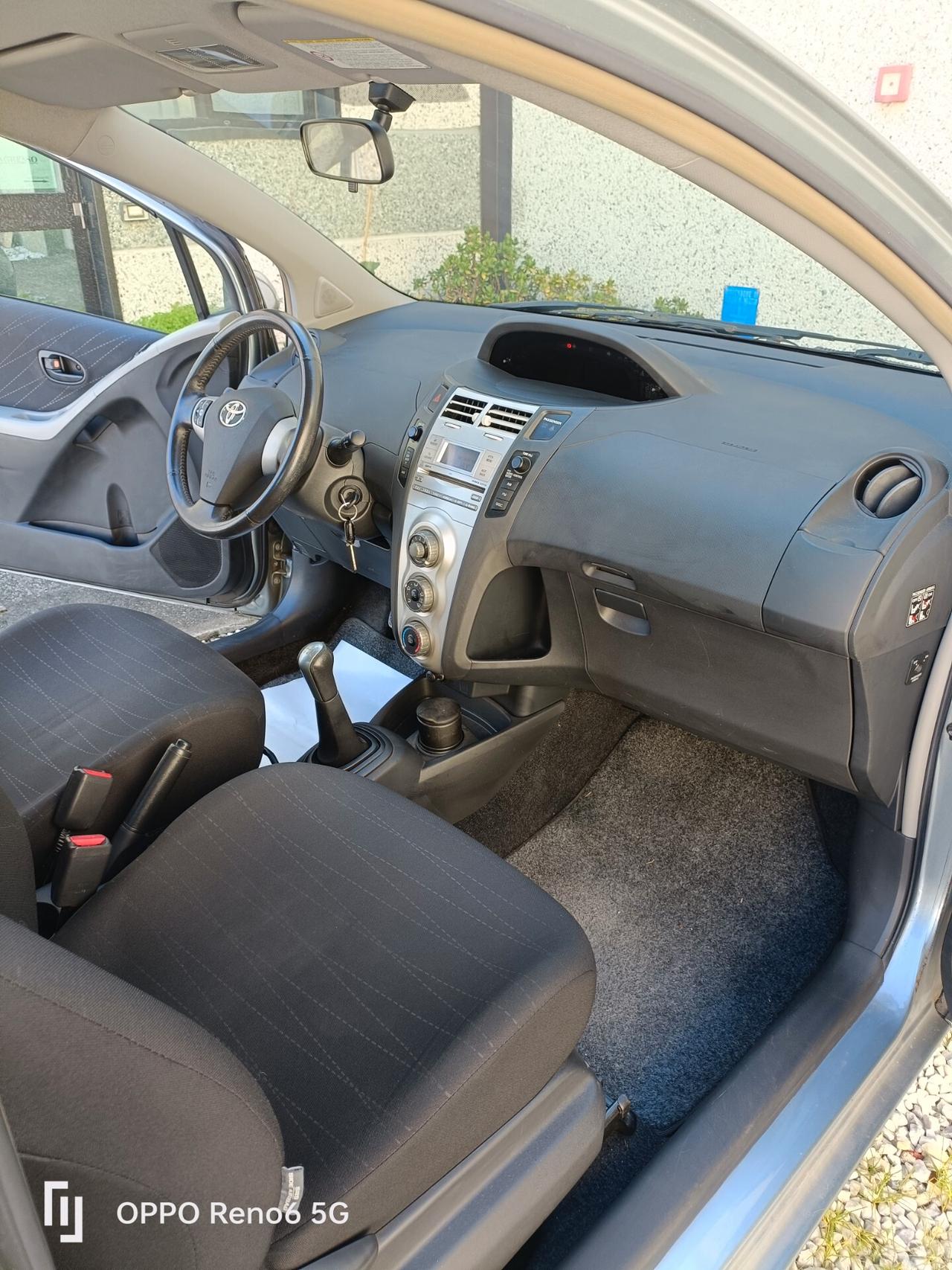 Toyota Yaris 1.3 5 porte Sol