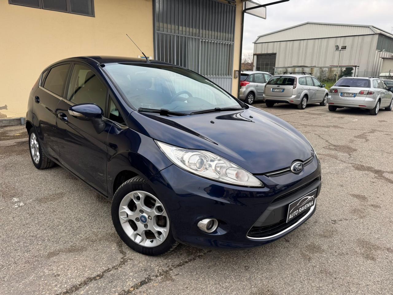 Ford Fiesta 1.4 5p. Bz.- GPL Titanium perfetta