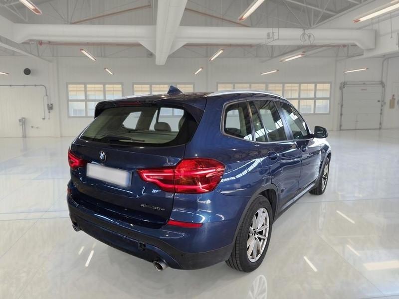 BMW X3 xDrive 30e Business Advantage Autom.