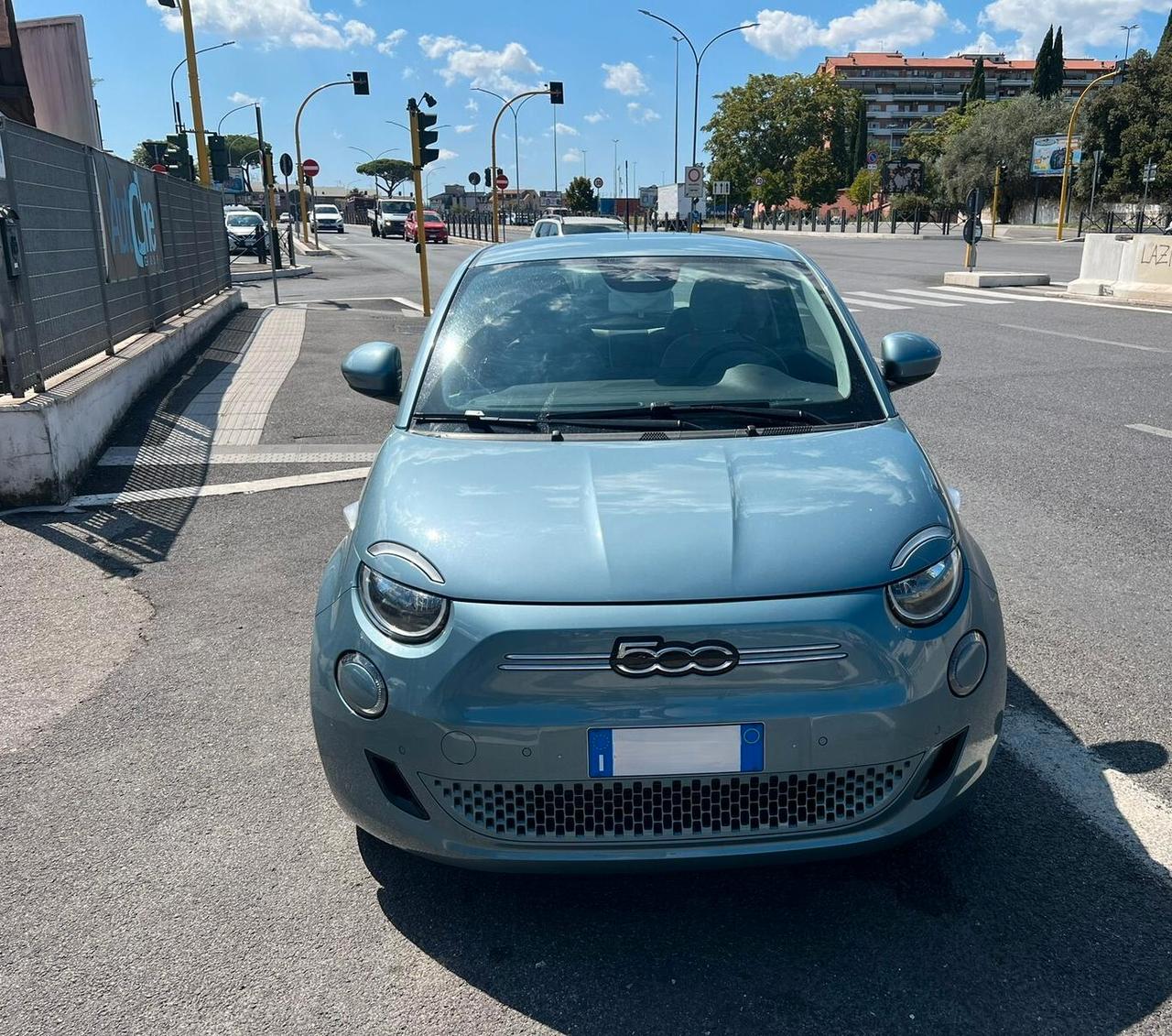 Fiat 500 500e Berlina 42 kWh La Prima
