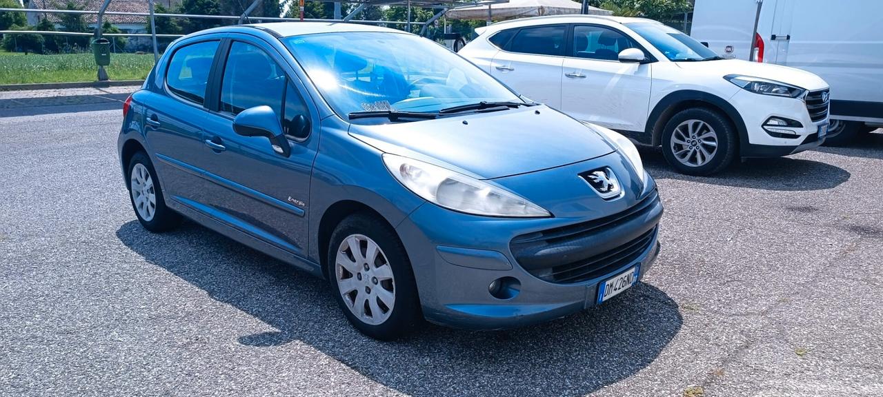 NEOPATENTATI peugeot 207 diesel UNICOPROPIETARIO