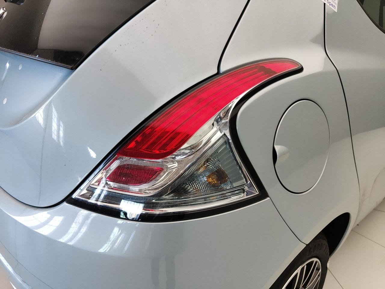 LANCIA Ypsilon III 2021 1.0 70CV HYBRID PLATINO