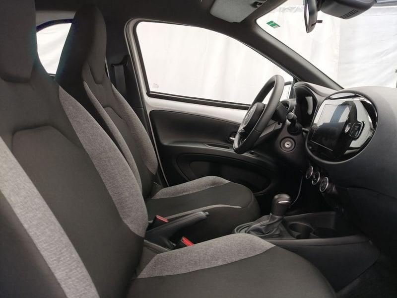 Toyota Aygo X Aygo X 1.0 VVT-i 72 CV 5 porte Active S-CVT